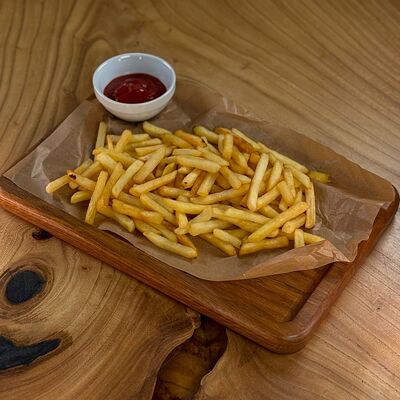 Большая порция картофиля Фри в Pandora по цене 370 ₽