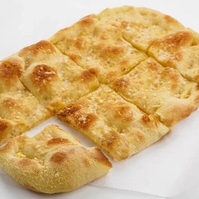 Фоккача с оливковым маслом в Pizzatta по цене 330 ₽