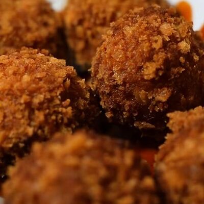 Классные мясные шарики в Горячие головы по цене 600 ₽