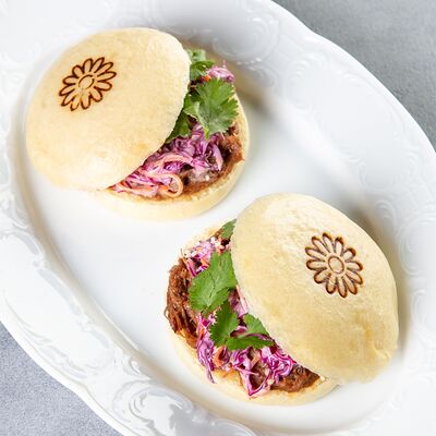 Бао с томлёной говядиной в Cutlet by El Gauchito по цене 850 ₽