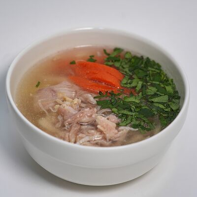 Куриный суп-лапша в ТРИ КАЗАНА по цене 450 ₽