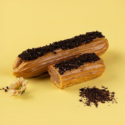 Эклер с шоколадным кремом в Люди Любят по цене 93 ₽