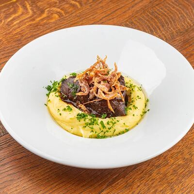 Томлёная говяжья щека в Жуй по цене 39 р.