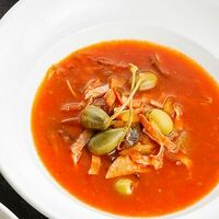 Сытная мясная солянка в Время Ч
