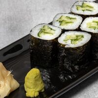 Маки с огурцом в Суши Флоу