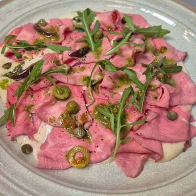 Вителло с эспумой из тоннато в Мясо & Рыба по цене 640