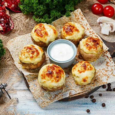 Шампиньоны фаршированные в Ананури по цене 620 ₽