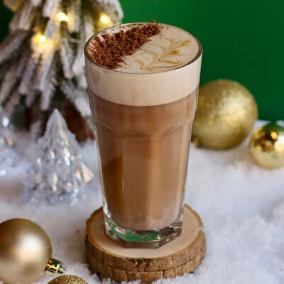 Латте Шоколад-банан в Локация кофе по цене 380 ₽