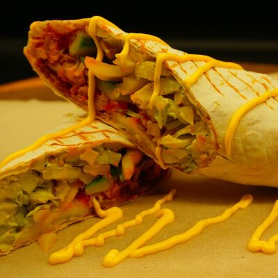 Шаурма в лаваше в Избушка по цене 340 ₽