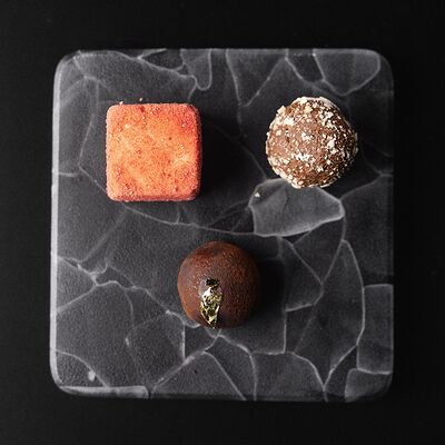 Сет конфет в Энотека БарДо по цене 390 ₽