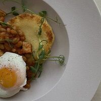 Хашбраун с копченым тофу, фасолью, томатами и яйцом в Lemon Tree на 25 октября 47