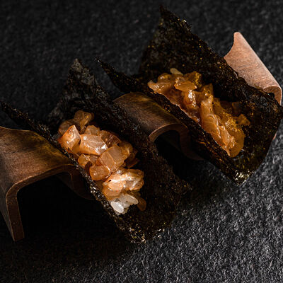 Хэнд-ролл Шима-Аджив Self Edge Japanese по цене 1500 ₽