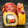 Ролл жареный с лососем в Чоза по цене 449