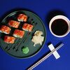 Ролл с карамелизированным лососем в Nami izakaya по цене 540