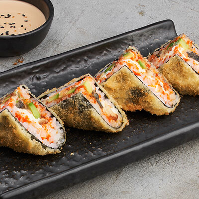 Теплый тако-ролл с угрем в Gaijin по цене 790 ₽