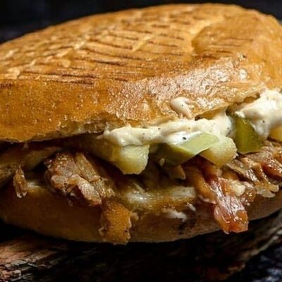 Донар с курицей в Arts - food по цене 495 ₽