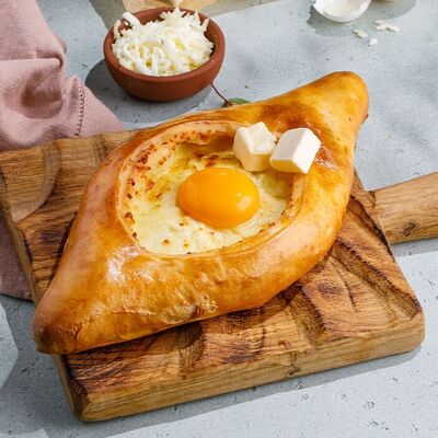 Хачапури по-аджарски в Мангал&Грузия по цене 690 ₽