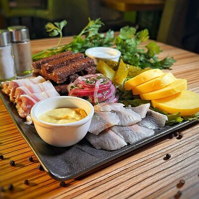 Ассорти под водку в Пивная №1 по цене 865 ₽