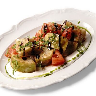 Хрустящие баклажаны с бакинскими томатами в Завтрак по цене 600 ₽