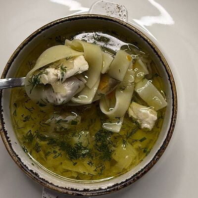 Суп с домашней лапшой в Корона по цене 165 ₽