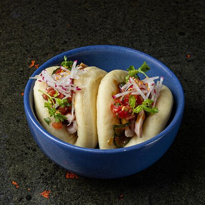 Бао курица в Sumo Izakaya по цене 650 ₽