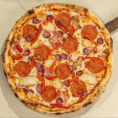 Пицца мясная в Ботаника по цене 1200 ₽