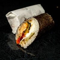 Суширитто с курицей в DiVa Rolls