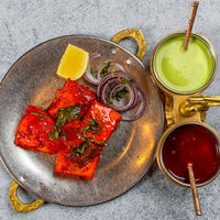 Хани Панир Тикка в Tandoor