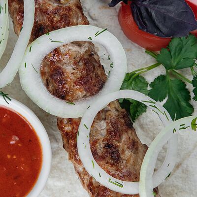 Люля из свинины-телятиныв ALEX ROYAL RESTAURANT по цене 450 ₽