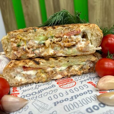 Бургер Шаурма в OK Burger по цене 310 ₽