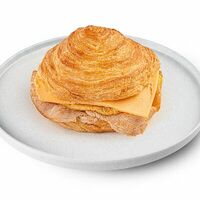 Круассан с индейкой и чеддером в Starbucks (R)