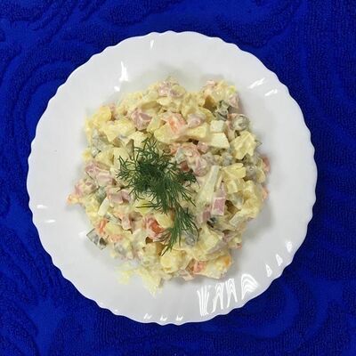 Салат оливье в Домашняя кухня у Ирмы по цене 150 ₽