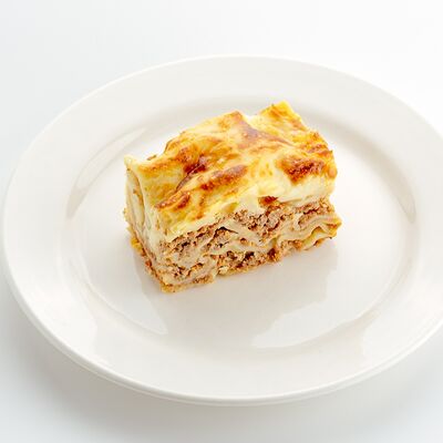 Лазанья мясная в Уха из петуха по цене 16 р.