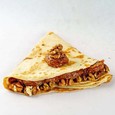 Блин с вареной сгущенкой и грецким орехом в Блин!Кофе по цене 177 ₽