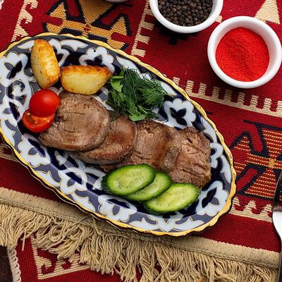 Говяжий язык с картошкой в Анхор по цене 690 ₽