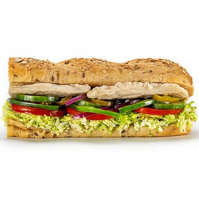 Сэндвич с куриной грудкой в Subway по цене 455 ₽