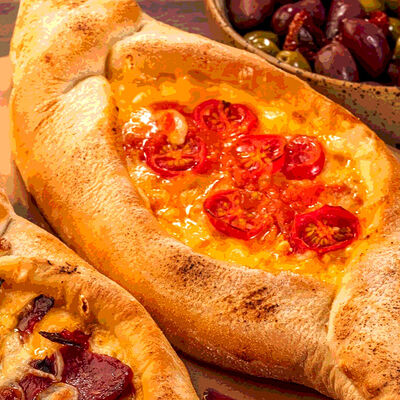 Пейнерли суджук в Греческая таверна Порто Миконос по цене 720 ₽