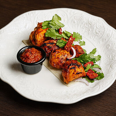 Шашлык из цыплёнка, маринованный в йогурте с домашней аджикой в Бибирево по цене 1100 ₽