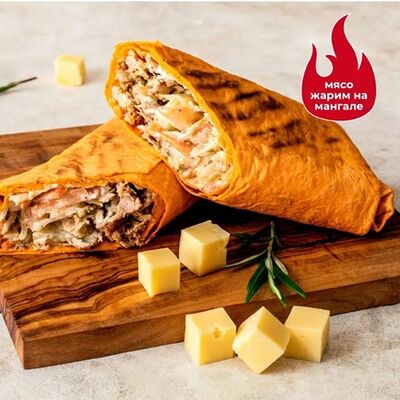 Шаурма в сырном лаваше в Шампурико по цене 319 ₽