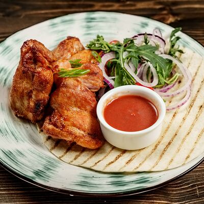 Шашлык из куриного филе в Гастробар Феллини по цене 580 ₽