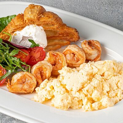 Большой завтрак с креветками в Кэрри по цене 710 ₽