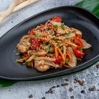 Куриное филе с овощами в Мушу