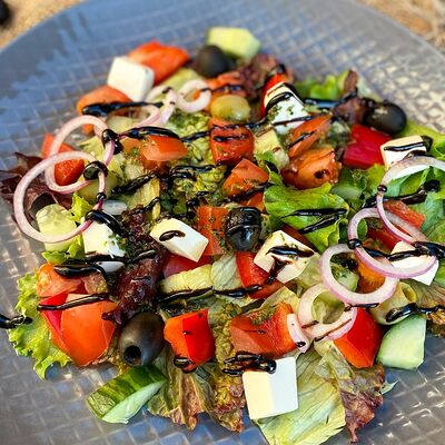 Салат Греческий в Гастробар DOM по цене 310