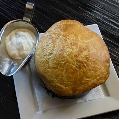 Щи суточные со сметаной в Длинный нос по цене 220 ₽