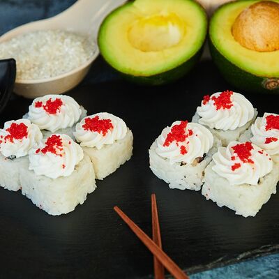 Ролл нежный в Тайфун по цене 339