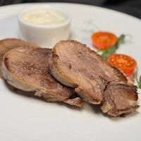 Язык на сливочном масле с хреном и яблочком в Ресторан CCCP