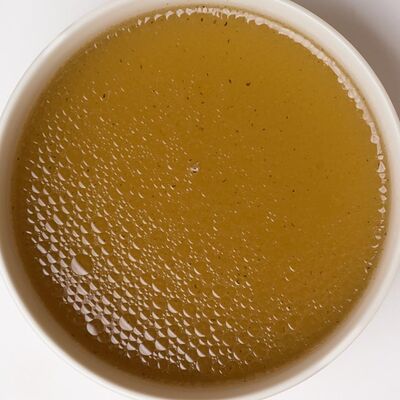 Бульон говяжий в Lao Lee по цене 255 ₽