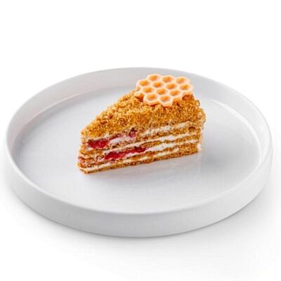 Медовик с малиной в Бо-Бо по цене 490 ₽