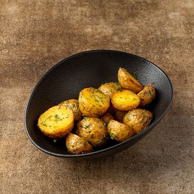 Молодой картофель с укропом и чесноком в Егерь по цене 470 ₽