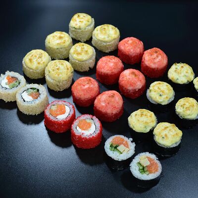 Сет Запеченный лосось в Bibik Sushi по цене 1860